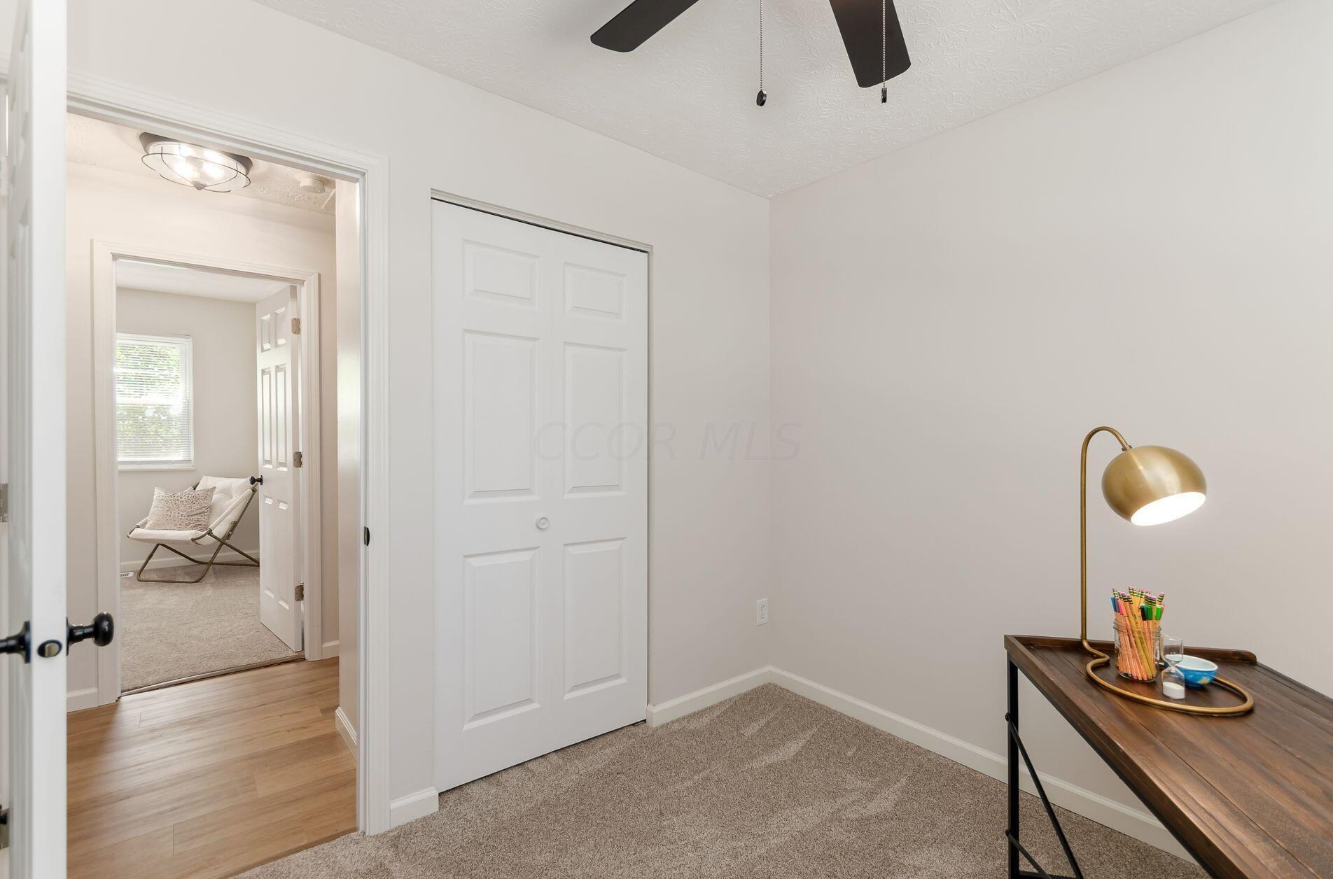 1163 Crater Lk Ln, Columbus OH  43085-1504 exterior