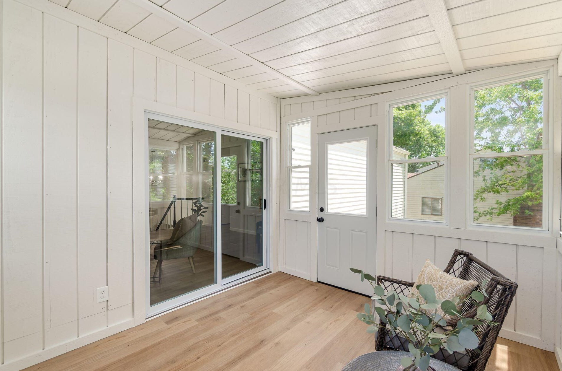 1163 Crater Lk Ln, Columbus OH  43085-1504 exterior