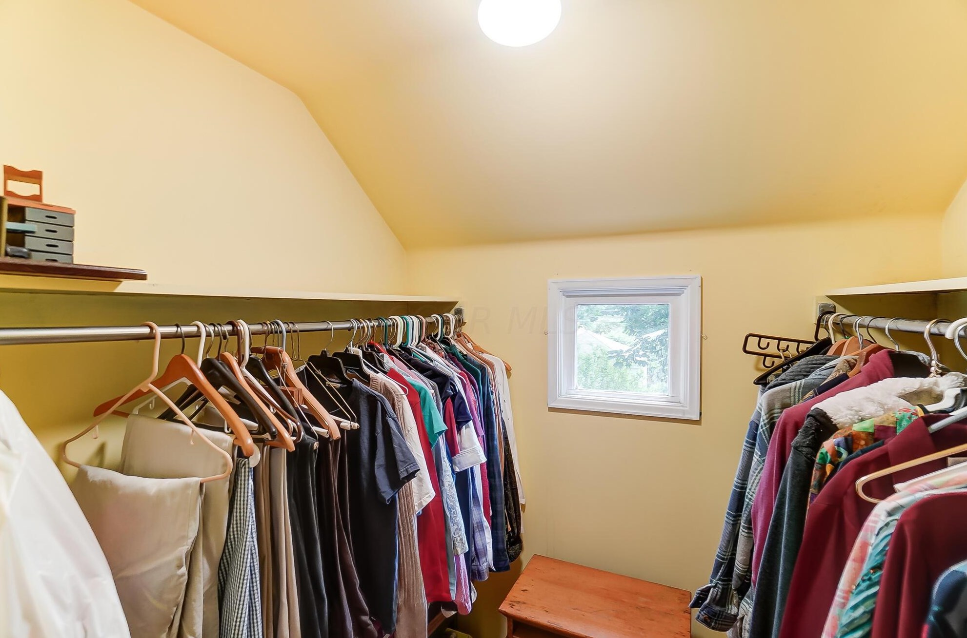 1496 Essex Rd, Columbus OH  43221-3845 exterior