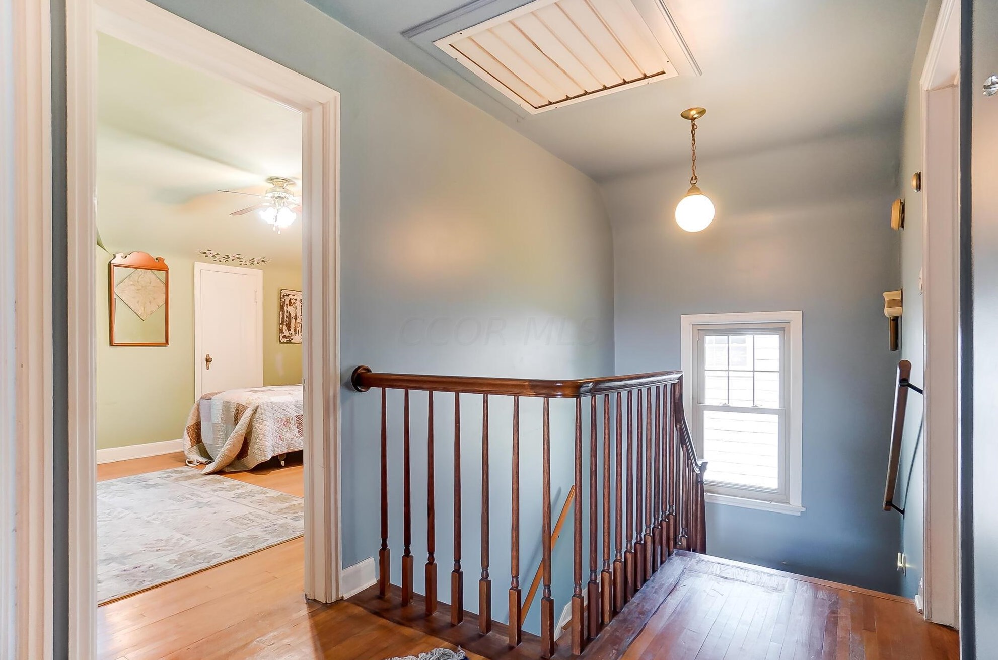 1496 Essex Rd, Columbus OH  43221-3845 exterior