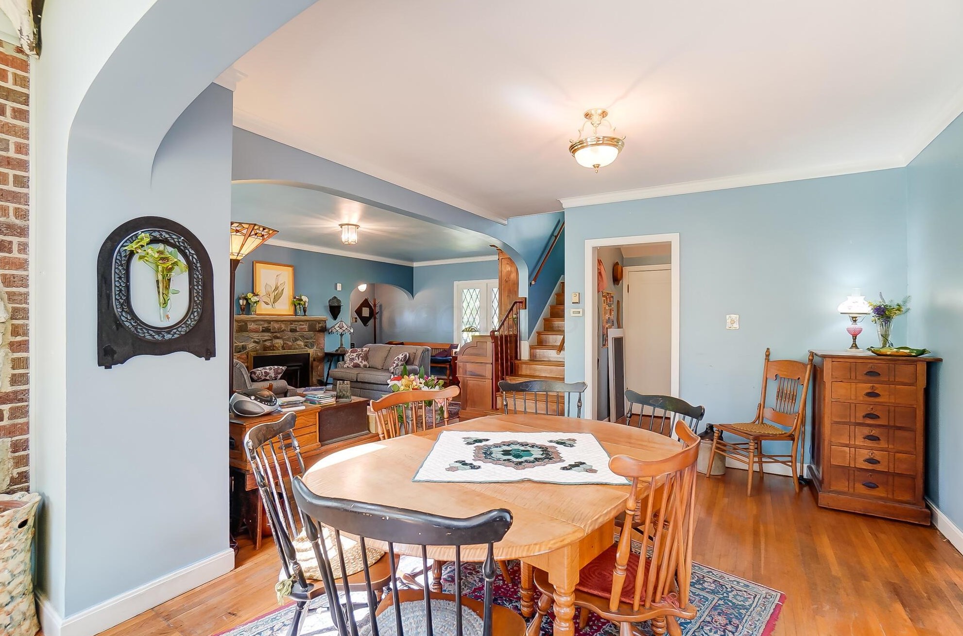 1496 Essex Rd, Columbus OH  43221-3845 exterior