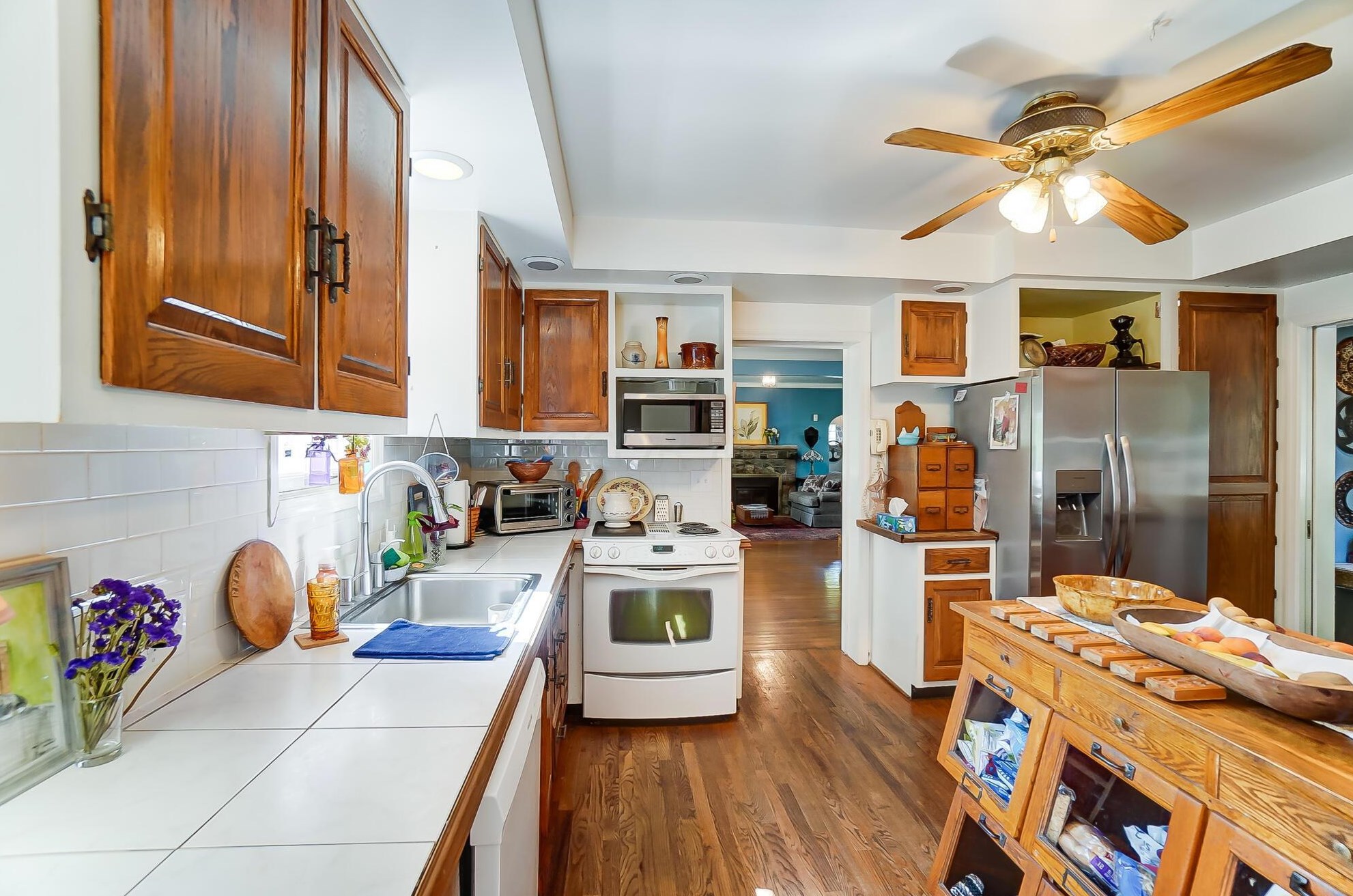 1496 Essex Rd, Columbus OH  43221-3845 exterior