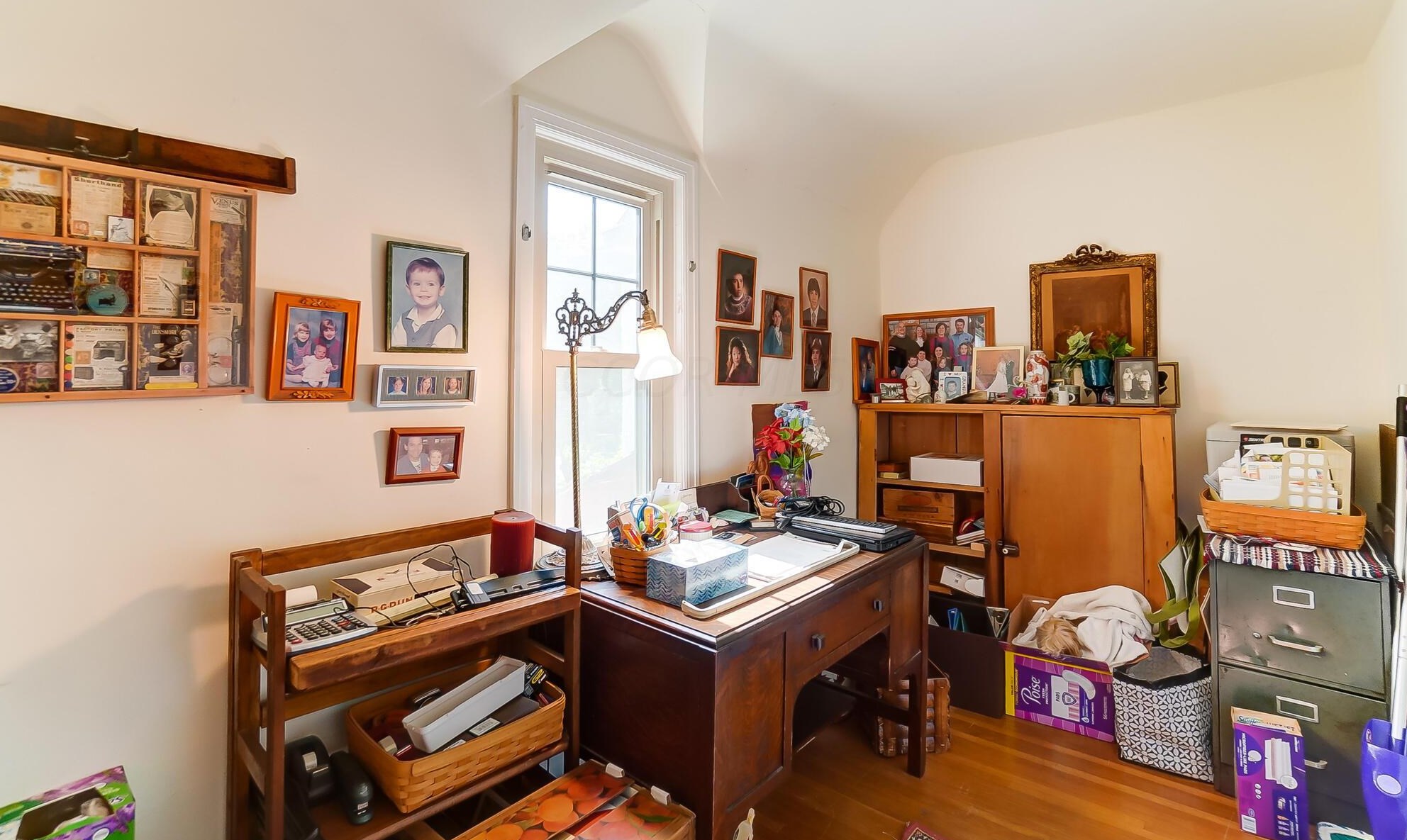 1496 Essex Rd, Columbus OH  43221-3845 exterior