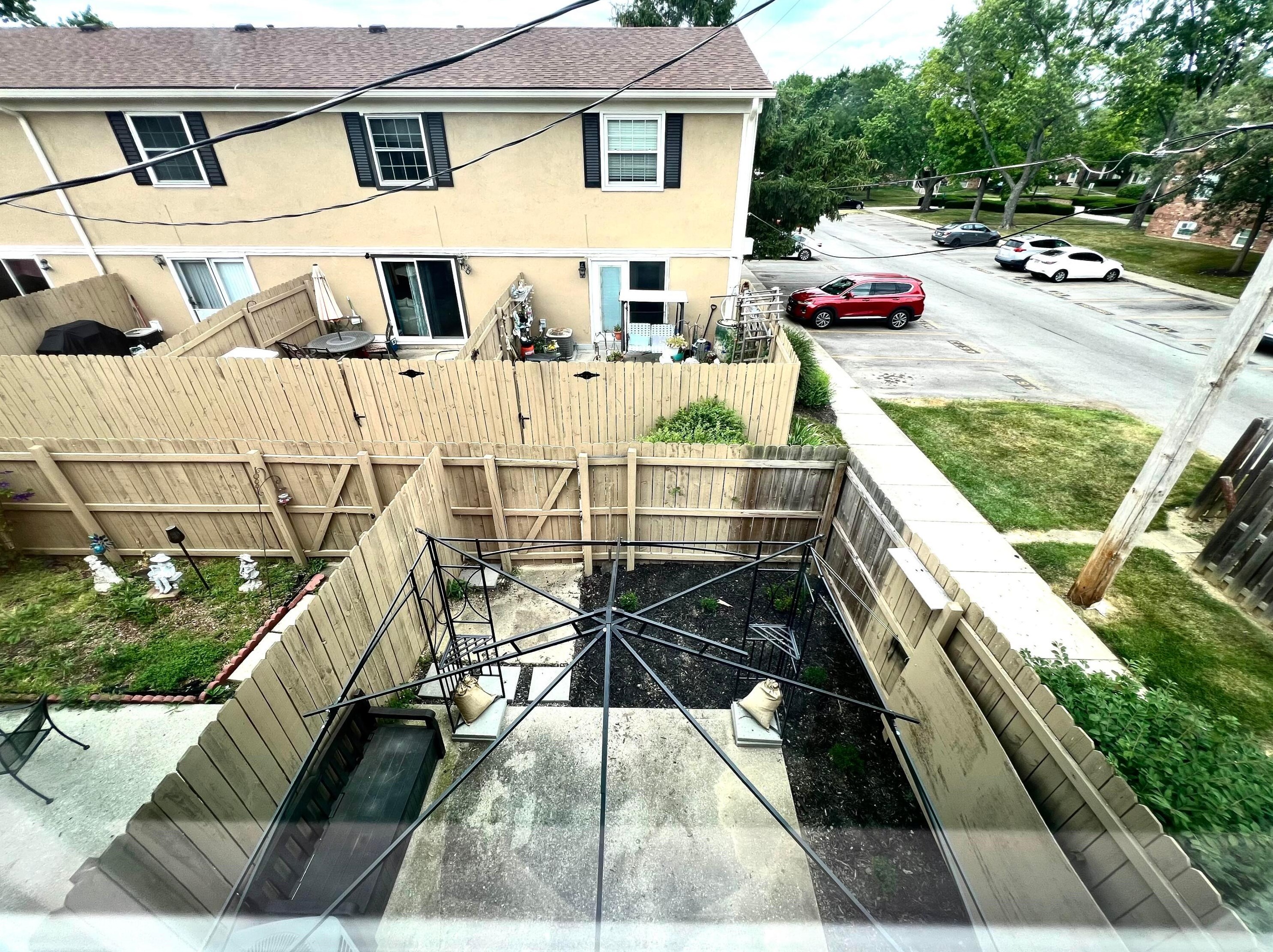 91 Tarryton Ct, Columbus OH 43228-6503 exterior