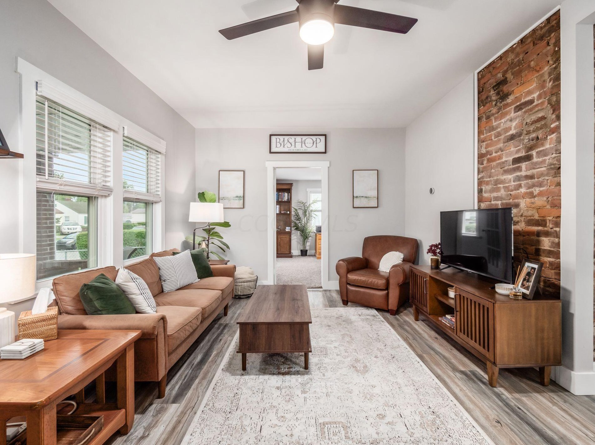 2272 Grasmere Ave, Columbus OH  43211-2010 exterior