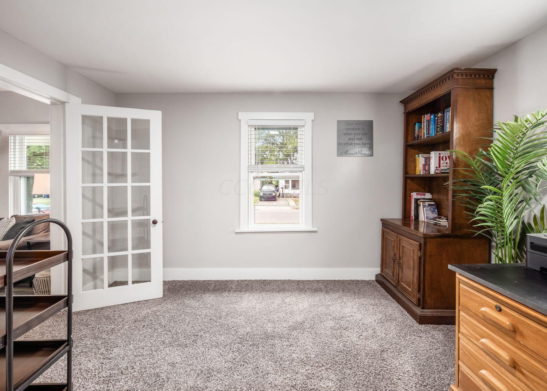 2272 Grasmere Ave, Columbus OH  43211-2010 exterior