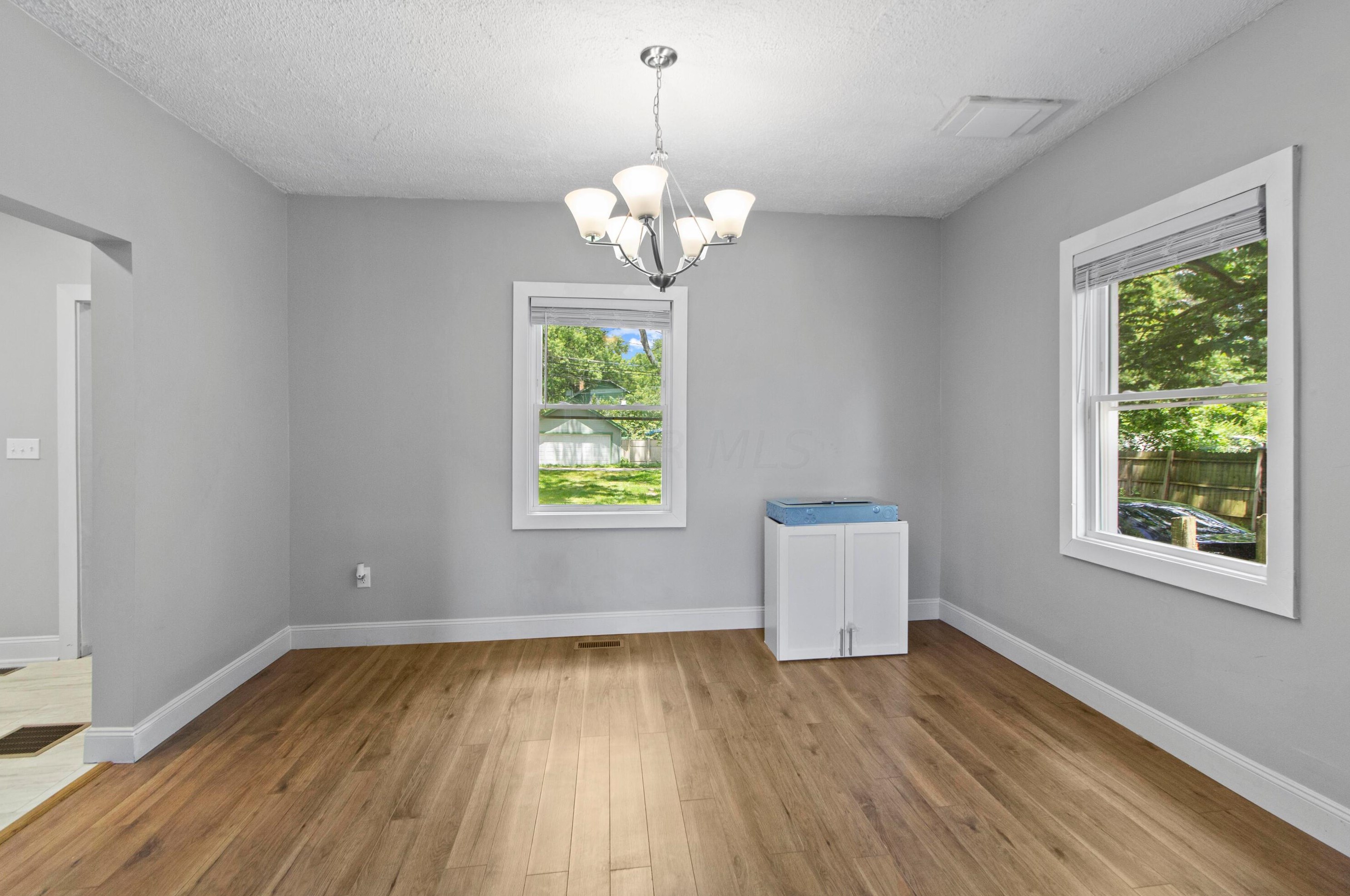 1482 Minnesota Ave, Columbus OH  43211-1443 exterior