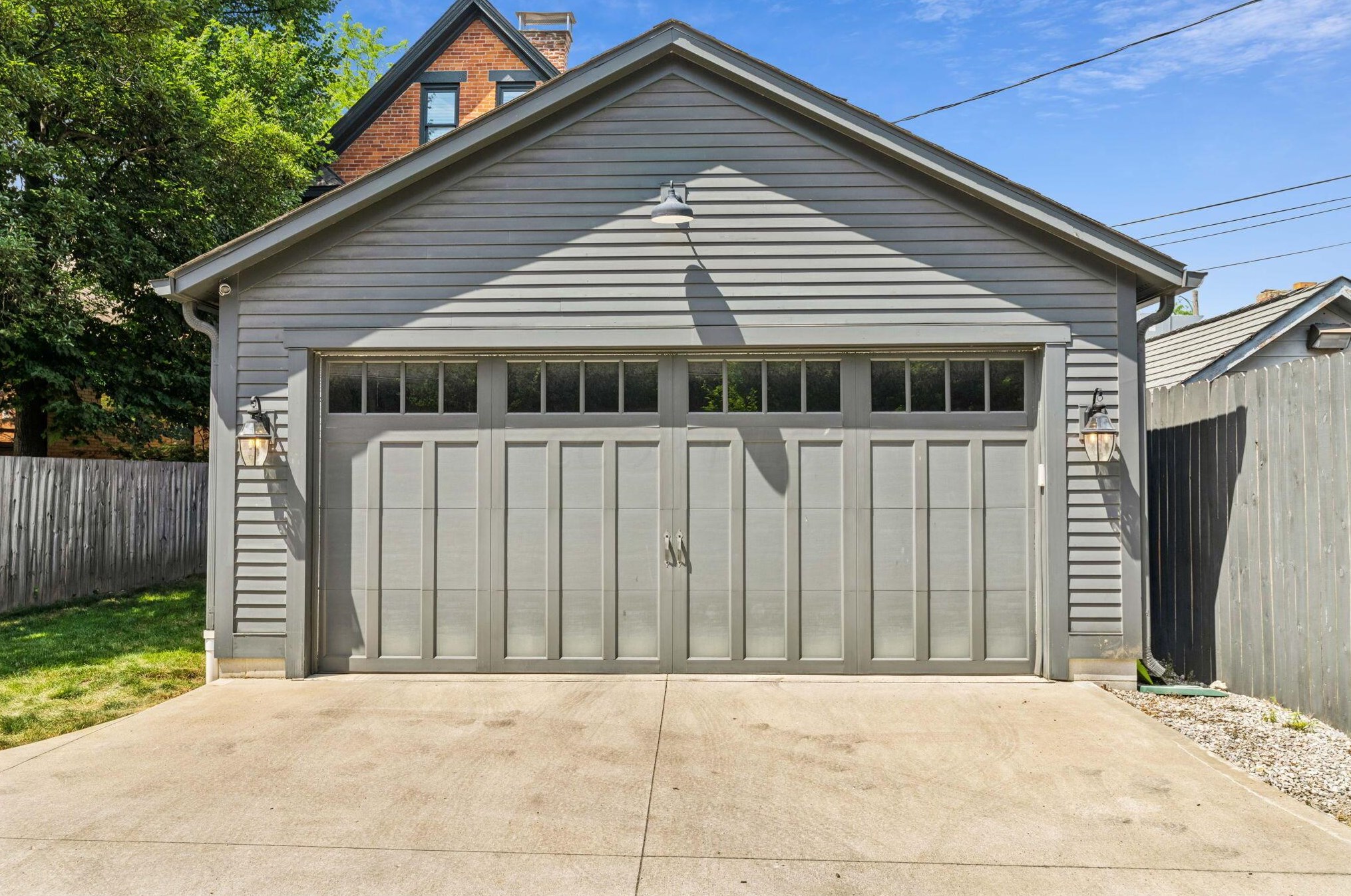 181 Thurman Ave, Columbus OH 43206-3216 exterior