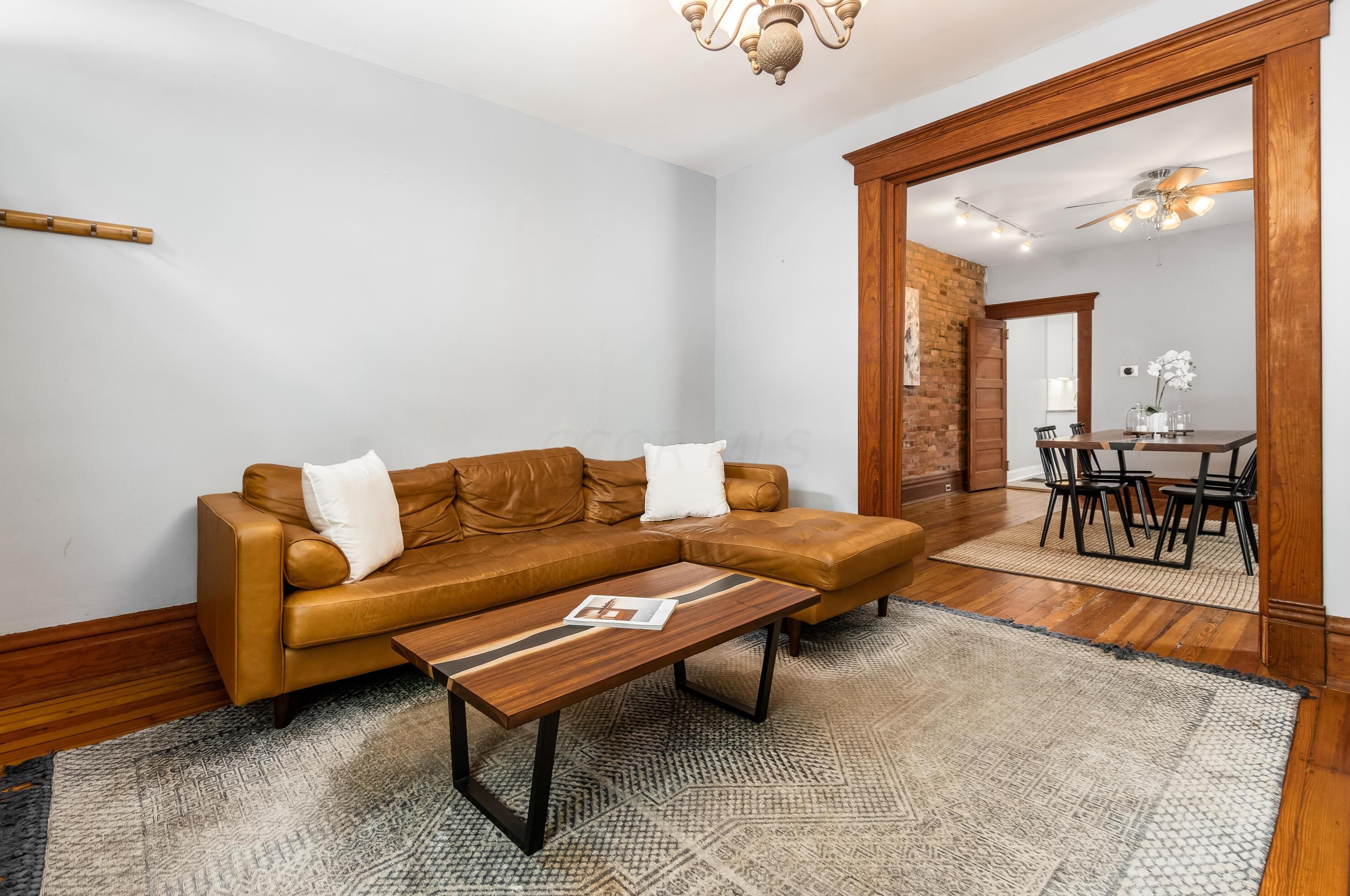 373 Wilber Ave, Columbus OH  43215-1313 exterior