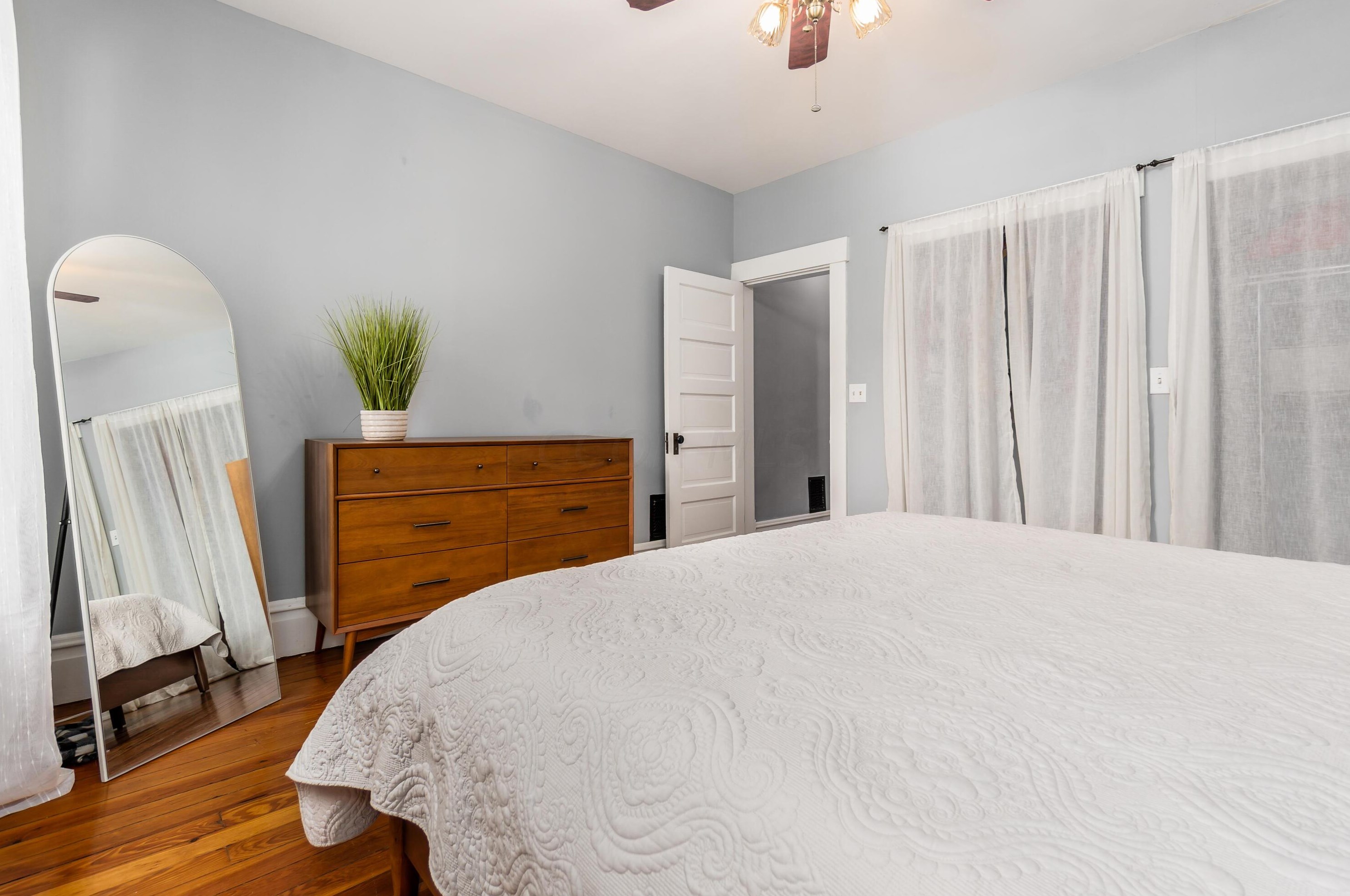 373 Wilber Ave, Columbus OH  43215-1313 exterior