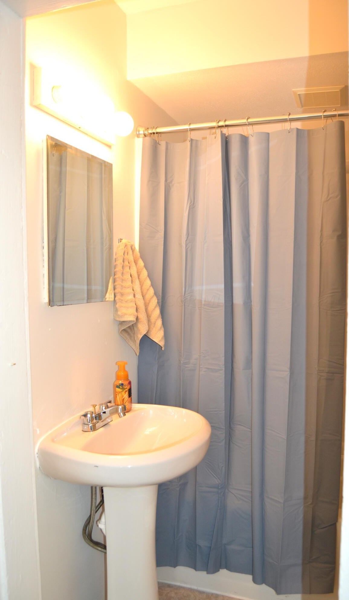 317 Madison Ave, Lancaster OH  43130-3120 exterior