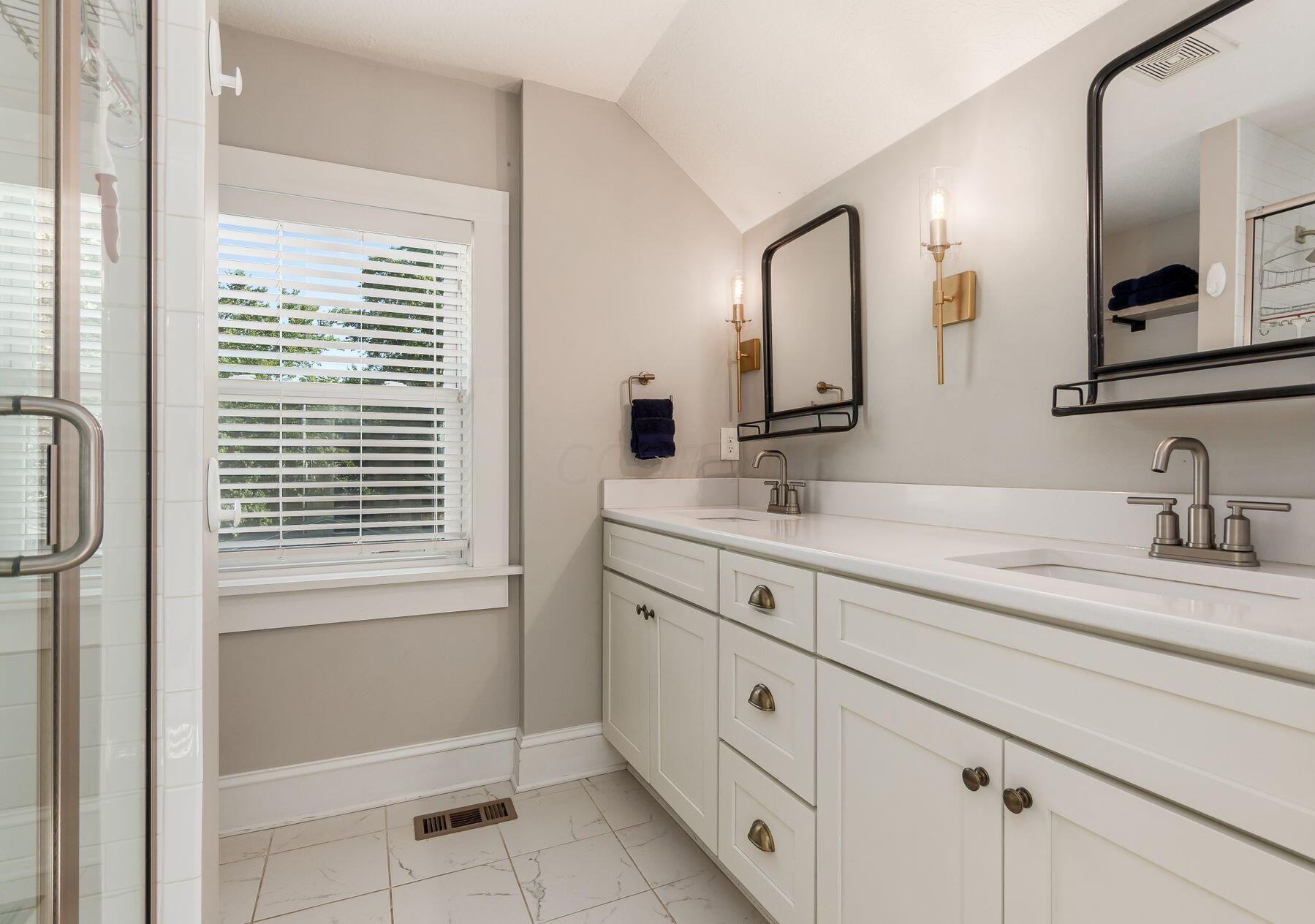 358 Gates St, Columbus OH  43206-3628 exterior