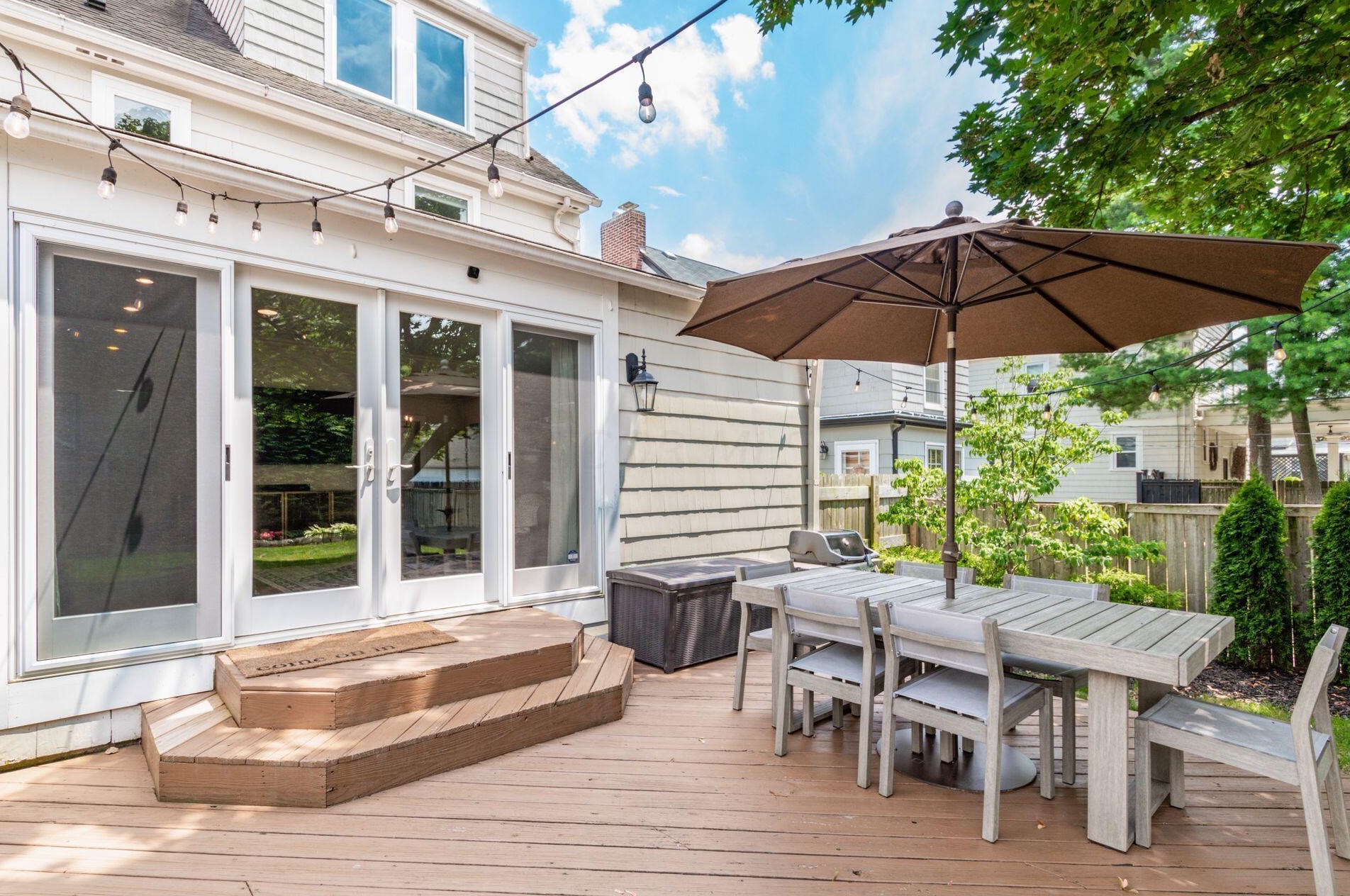 85 Remington Rd, Columbus OH  43209-1442 exterior