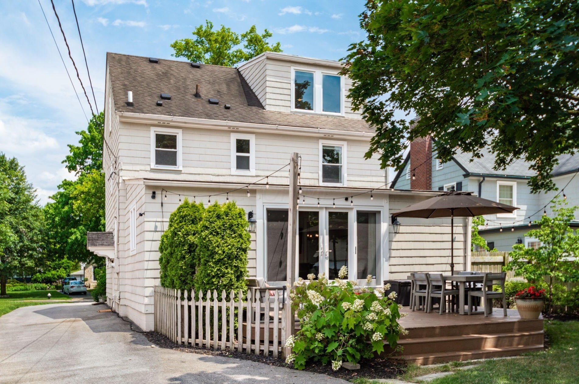 85 Remington Rd, Columbus OH  43209-1442 exterior