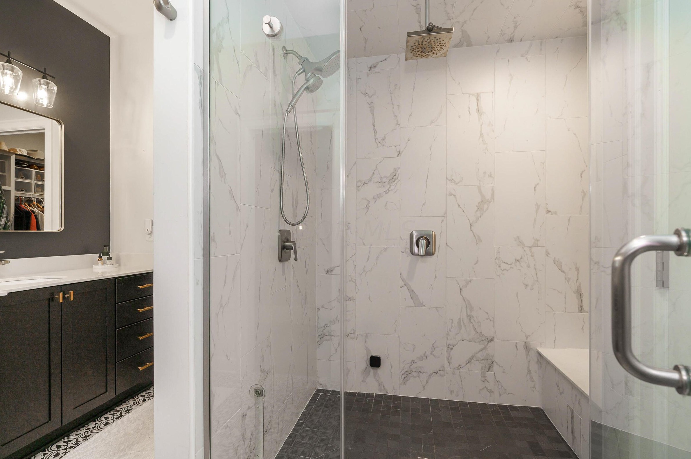 890 Front St, Columbus OH  43206-2521 exterior