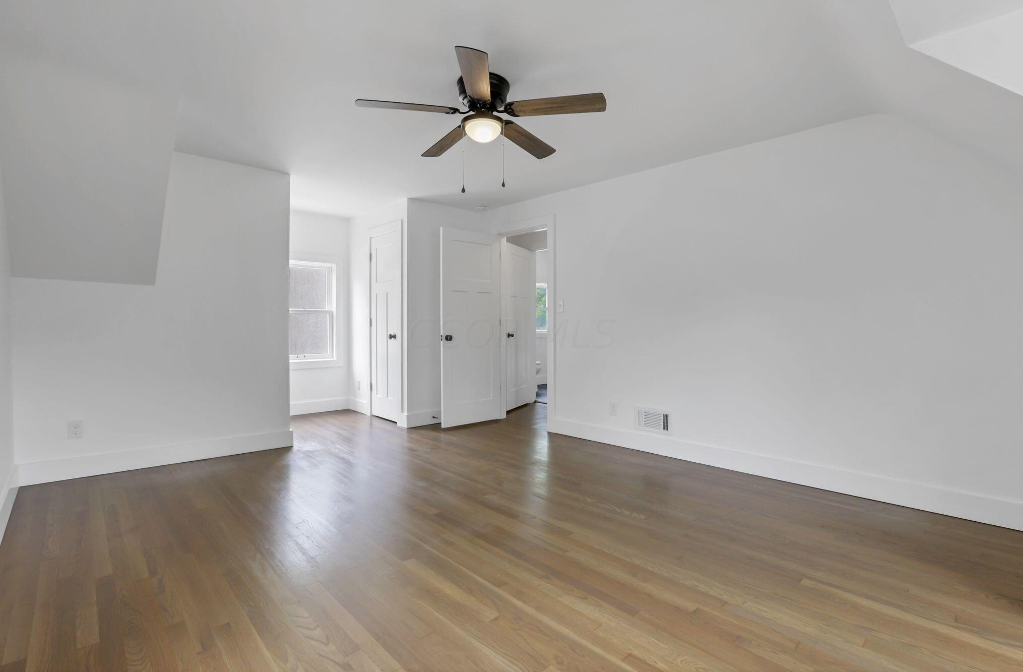 1660 Tremont Rd, Columbus OH  43212-1129 exterior