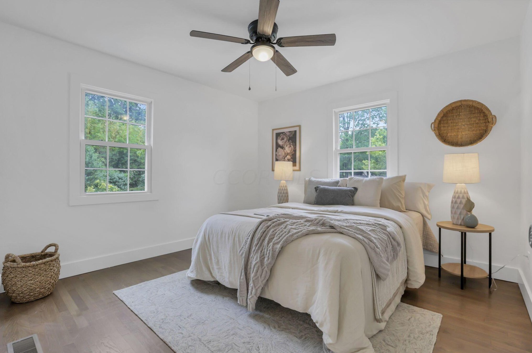 1660 Tremont Rd, Columbus OH  43212-1129 exterior