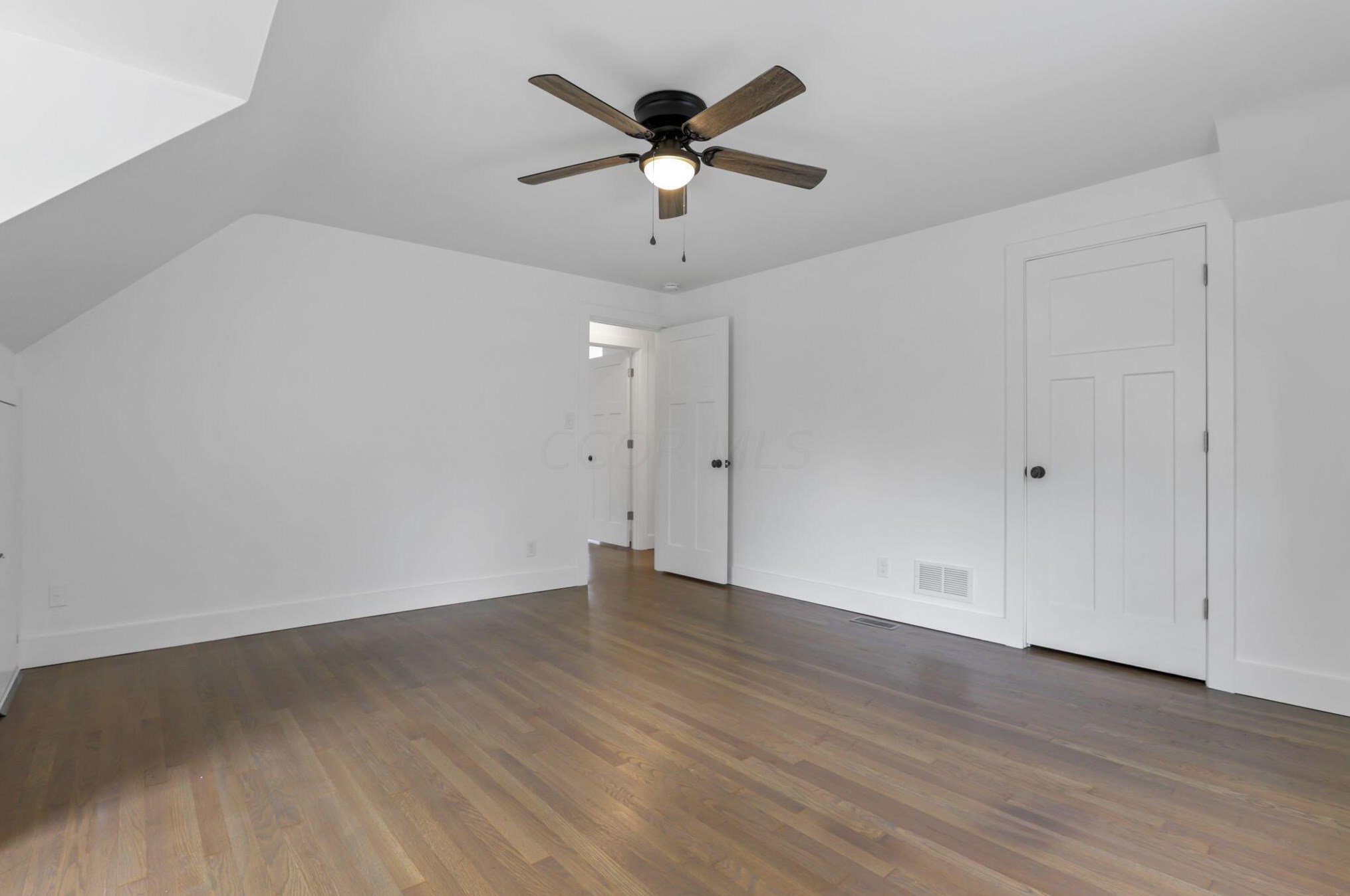 1660 Tremont Rd, Columbus OH  43212-1129 exterior