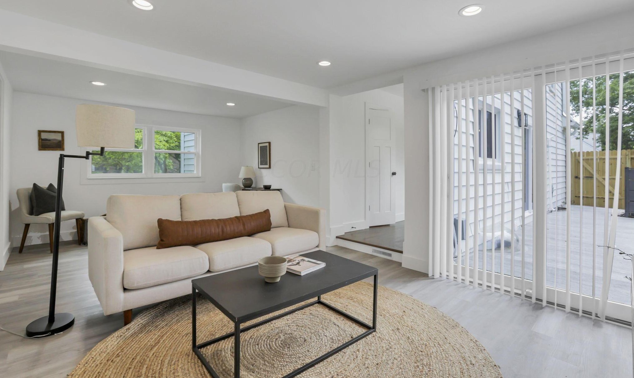 1660 Tremont Rd, Columbus OH  43212-1129 exterior