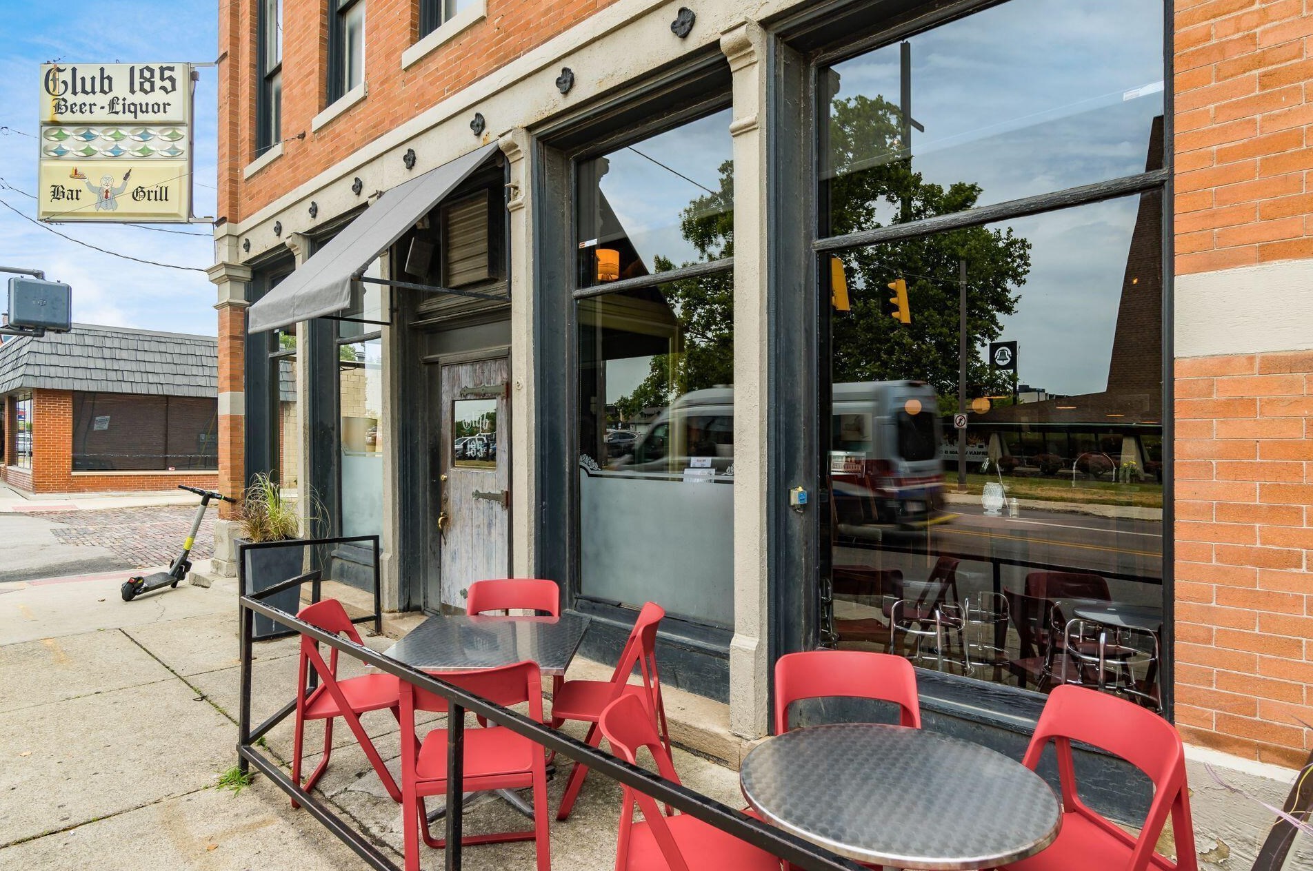 293 Reinhard Ave, Columbus OH  43206-2773 exterior