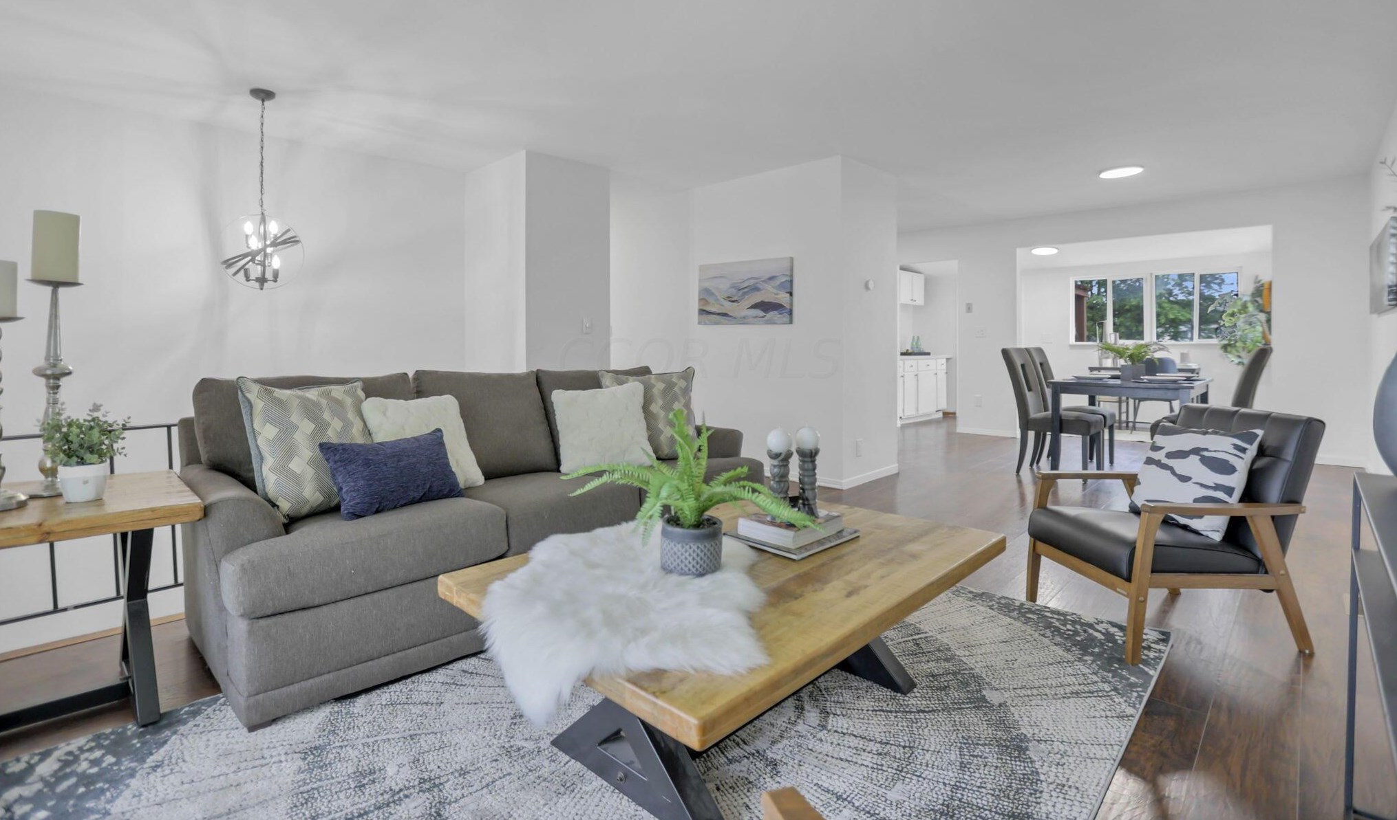 169 Lincolnshire Rd, Columbus OH 43230-2322 exterior