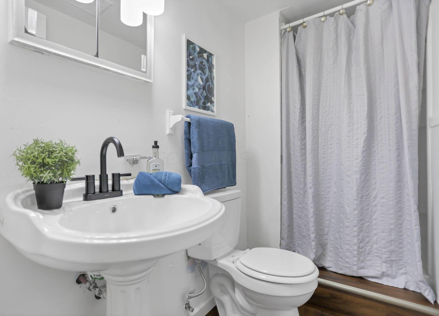 169 Lincolnshire Rd, Columbus OH 43230-2322 exterior