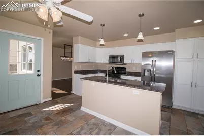 7465 Sun Prairie Drive, Colorado Springs, CO 80925 - Photo 15