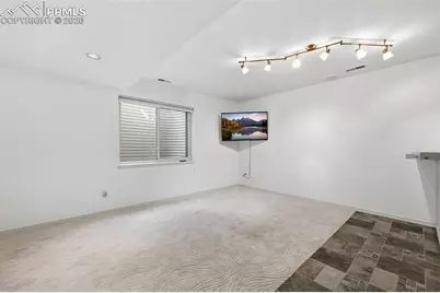 2860 Helmsdale Drive, Colorado Springs, CO 80920 - Photo 9