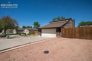 3231 Shalimar Terrace, Pueblo, CO 81008 - Photo 3
