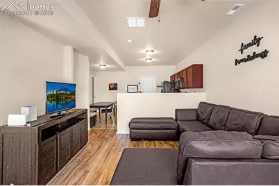 1828 Final View Alley, Colorado Springs, CO 80910 - Photo 7