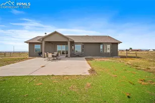 469 E Gentry Dr, Pueblo, CO 81007 - Photo 27