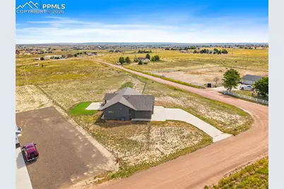 469 E Gentry Drive, Pueblo, CO 81007 - Photo 3