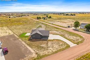 469 E Gentry Dr, Pueblo, CO 81007 - Photo 3