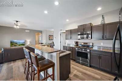 469 E Gentry Drive, Pueblo, CO 81007 - Photo 9