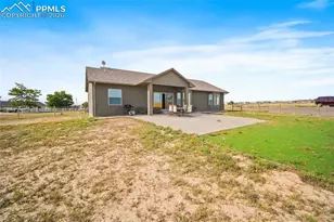 469 E Gentry Dr, Pueblo, CO 81007 - Photo 29