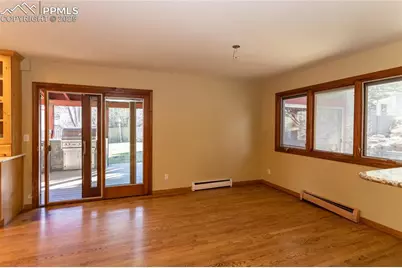 135 Broadmoor Hills Drive, Colorado Springs, CO 80906 - Photo 11