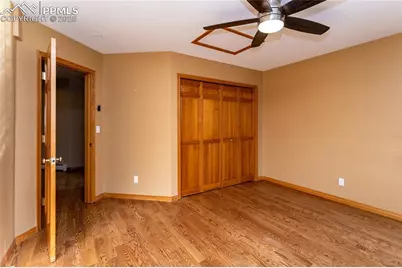 135 Broadmoor Hills Drive, Colorado Springs, CO 80906 - Photo 33