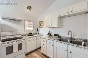 2 Narrows Rd, Manitou Springs, CO 80829 - Photo 11