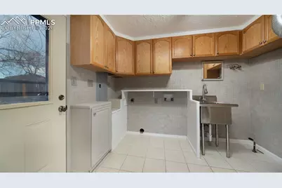 2120 Sarsi Drive, Colorado Springs, CO 80915 - Photo 9