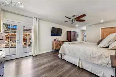 6020 Castlewood Lane, Colorado Springs, CO 80918 - Photo 15