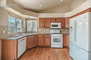 6351 Confederate Ridge Dr, Colorado Springs, CO 80923 - Photo 15