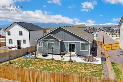 10729 Horton Drive, Colorado Springs, CO 80925 - Photo 5