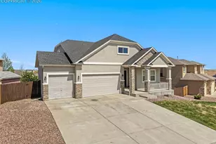 7681 Bonterra Ln, Colorado Springs, CO 80925 - Photo 3