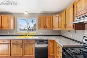 3211 Michigan Ave, Colorado Springs, CO 80910 - Photo 15