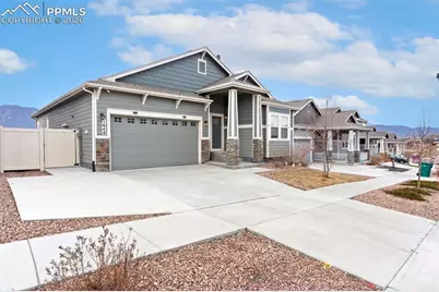 1648 Grand Overlook Street, Colorado Springs, CO 80910 - Photo 9