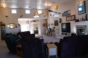 7571 Vanessa Dr, Pueblo, CO 81005 - Photo 3