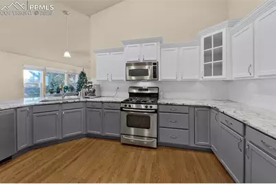 4744 Cedarmere Drive, Colorado Springs, CO 80918 - Photo 9