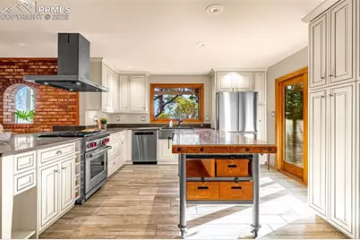 18220 Knollwood Boulevard, Monument, CO 80132 - Photo 9