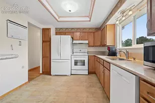 7010 Burroback Ct, Colorado Springs, CO 80911 - Photo 11