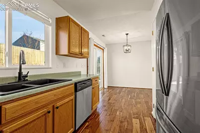 5411 Vermillion Bluffs Drive, Colorado Springs, CO 80923 - Photo 9